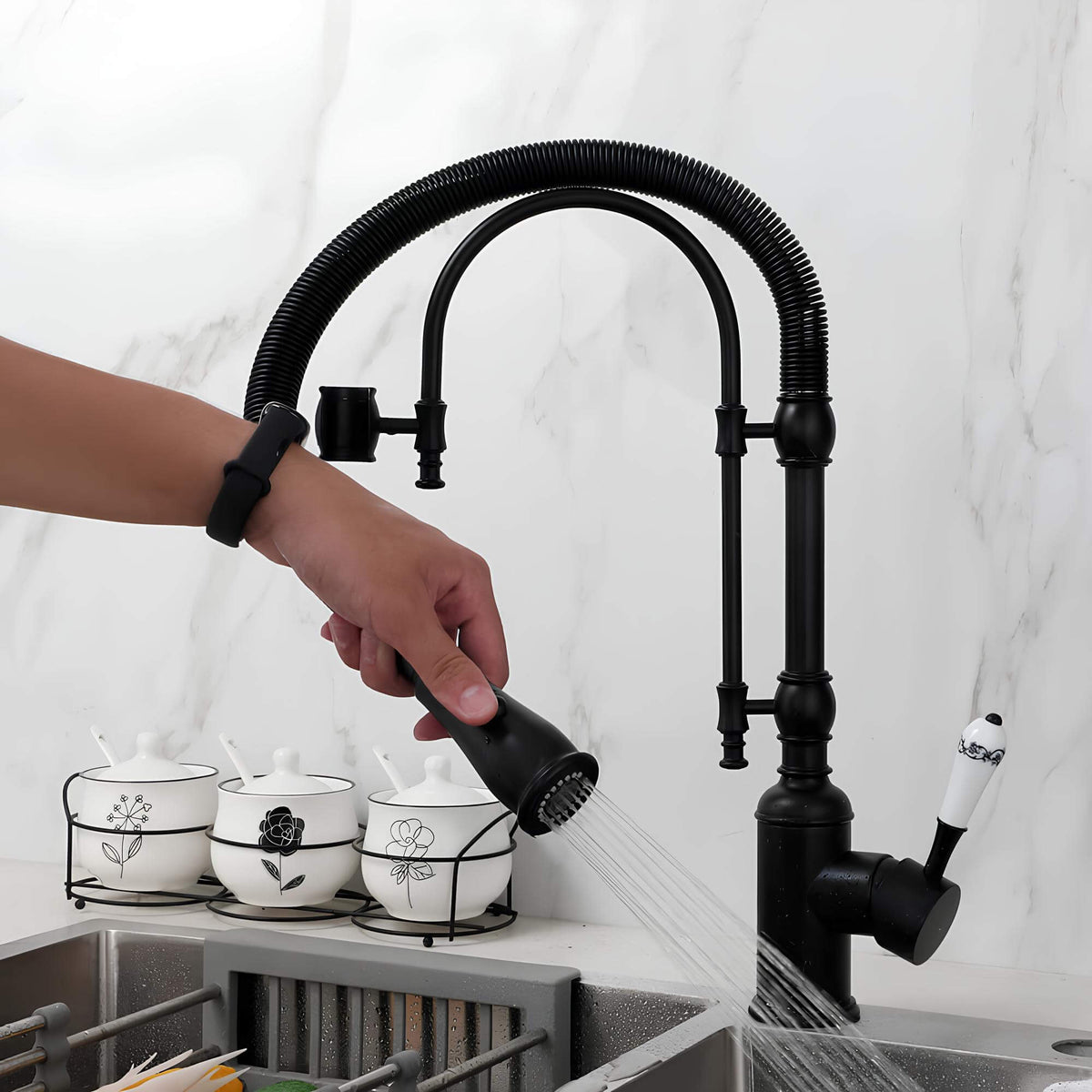 Messing-Küchenhahn, Auszugsbrause, Flexible Feder