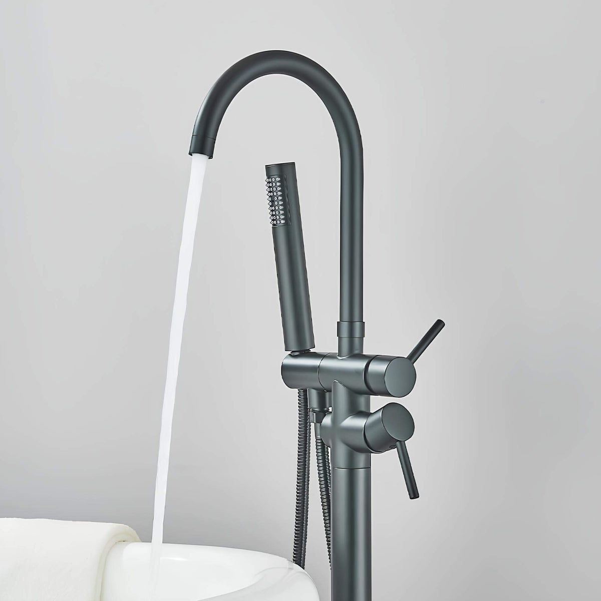 Freistehende Badewannenhahn-Säule, Zeitgenössisches Design