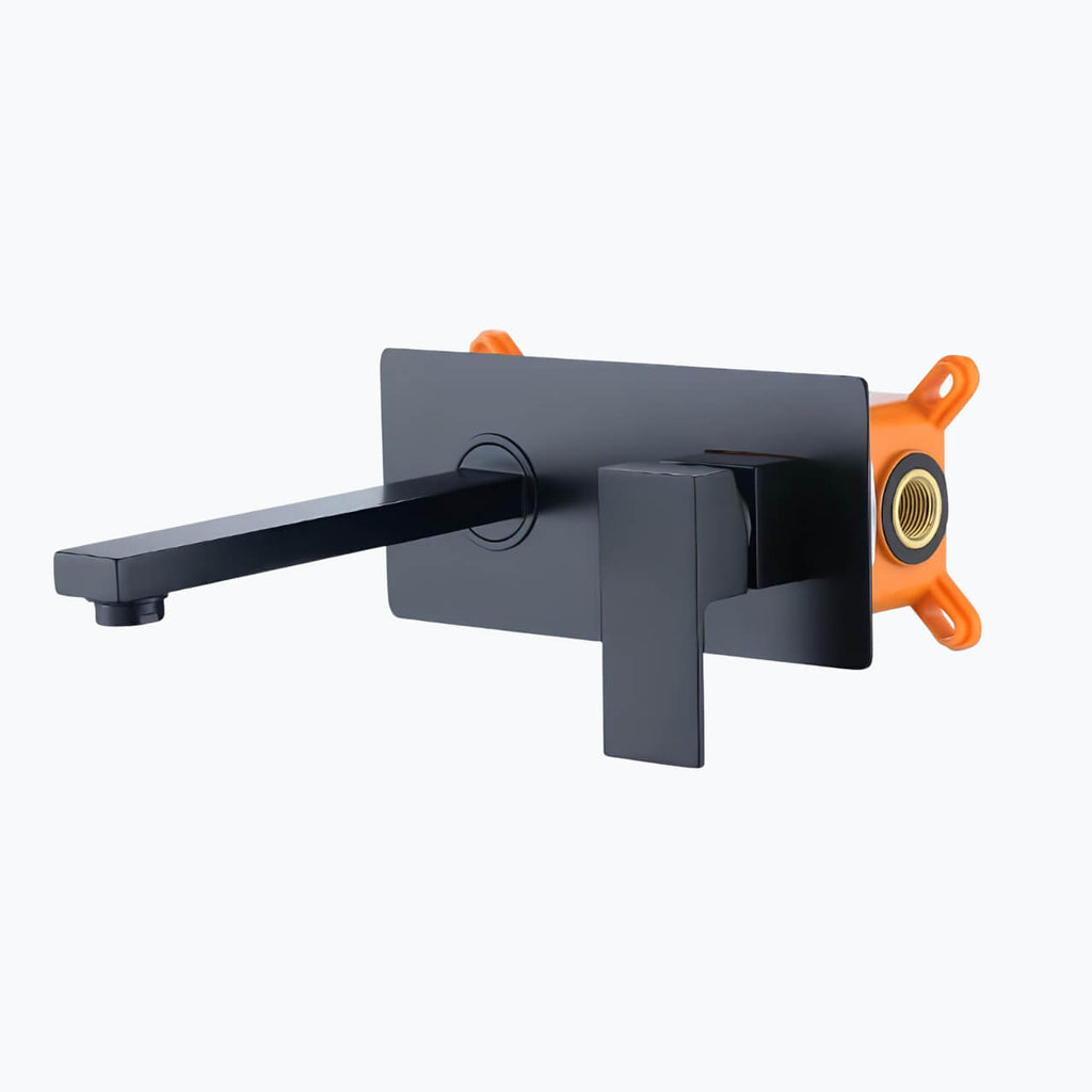 Minimalistische Wandarmatur