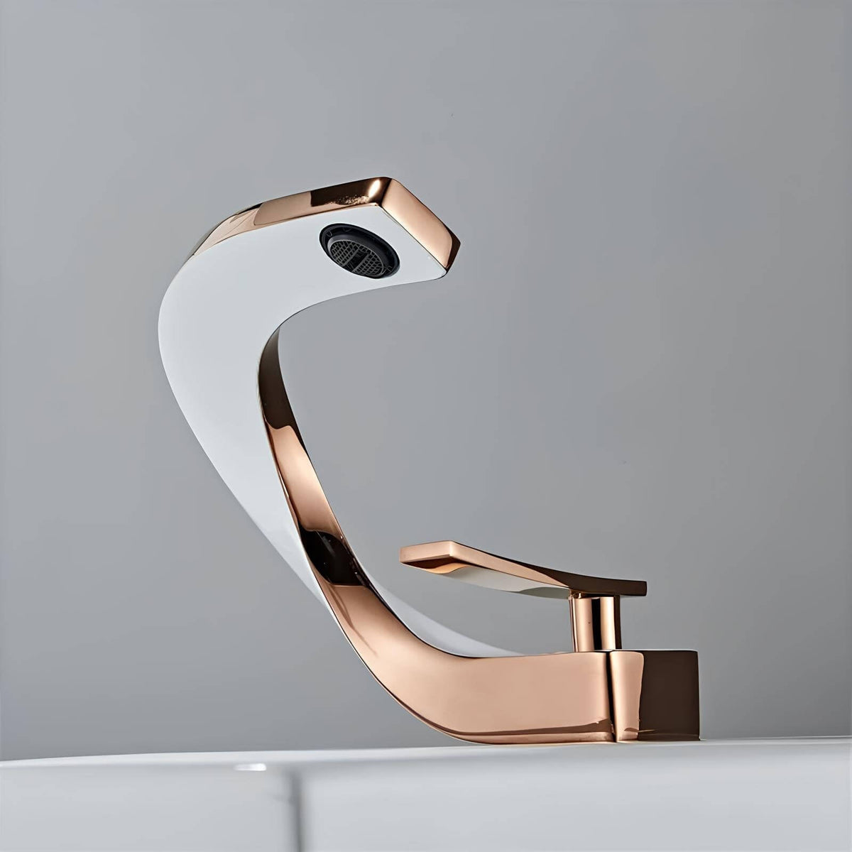 Rosegold-Armatur, Modern