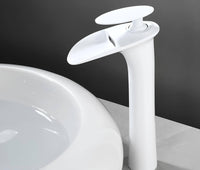 Kaskadenhahn, Einhebel Modern
