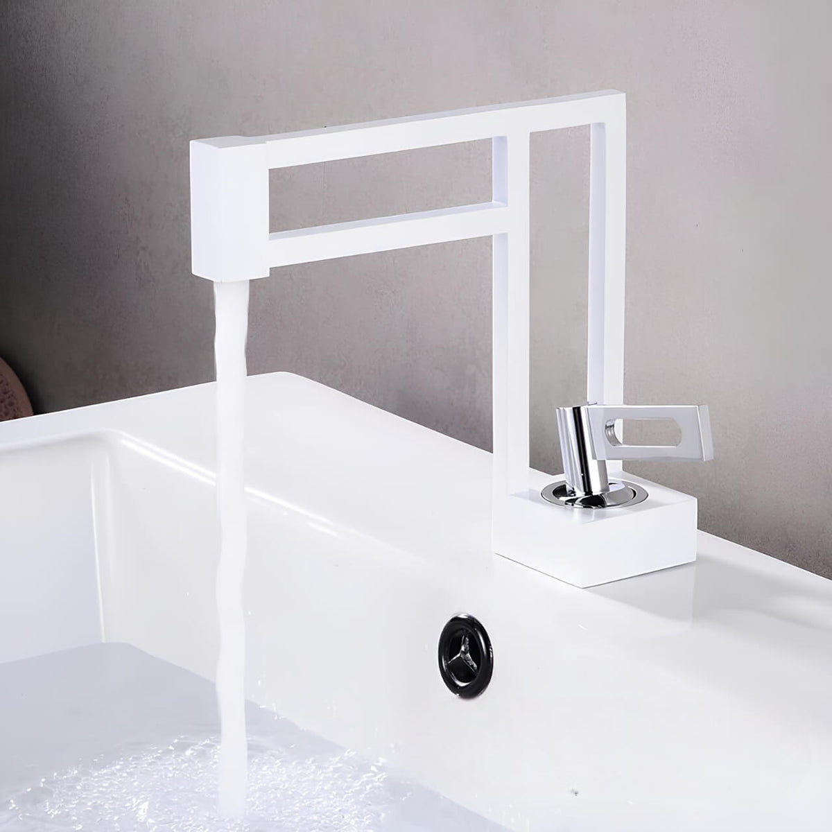 Kaskadenhahn, Designer-Messing